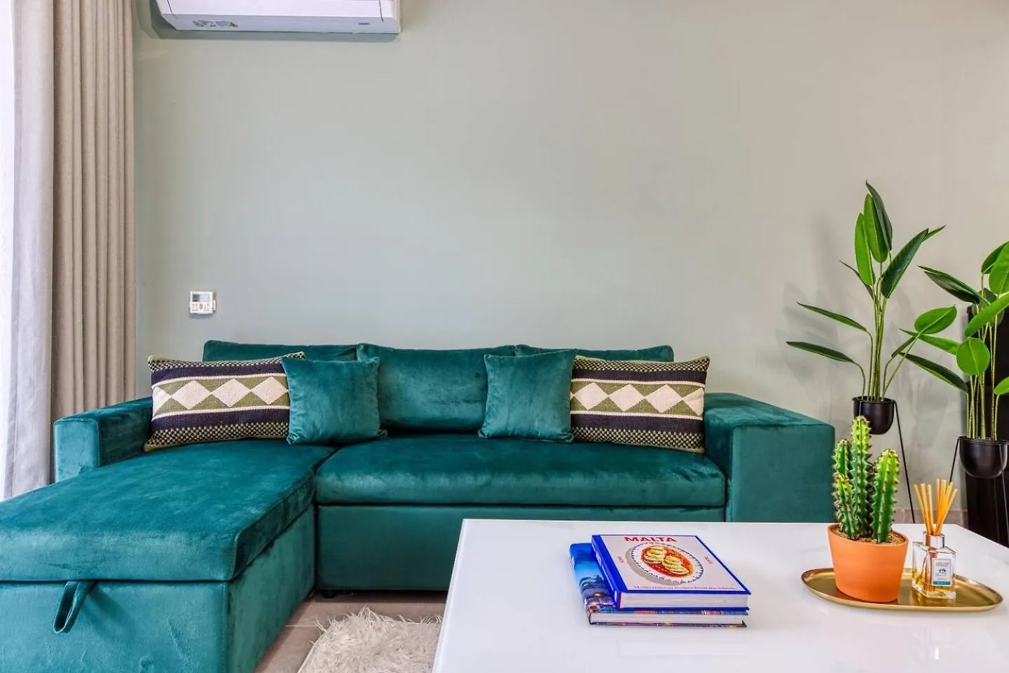 New And Modern Swieqi Apartment Is-Swieqi Malta